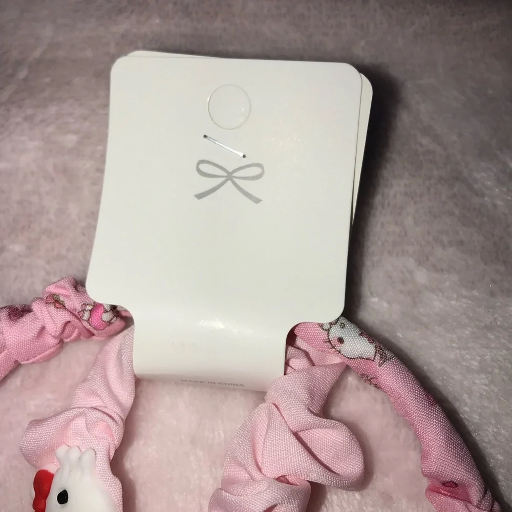✨✨5/$10✨✨ Hello Kitty Sanrio character headband and scrunchie set hair New